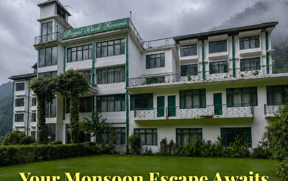4 star hotels in manali in Monsoon